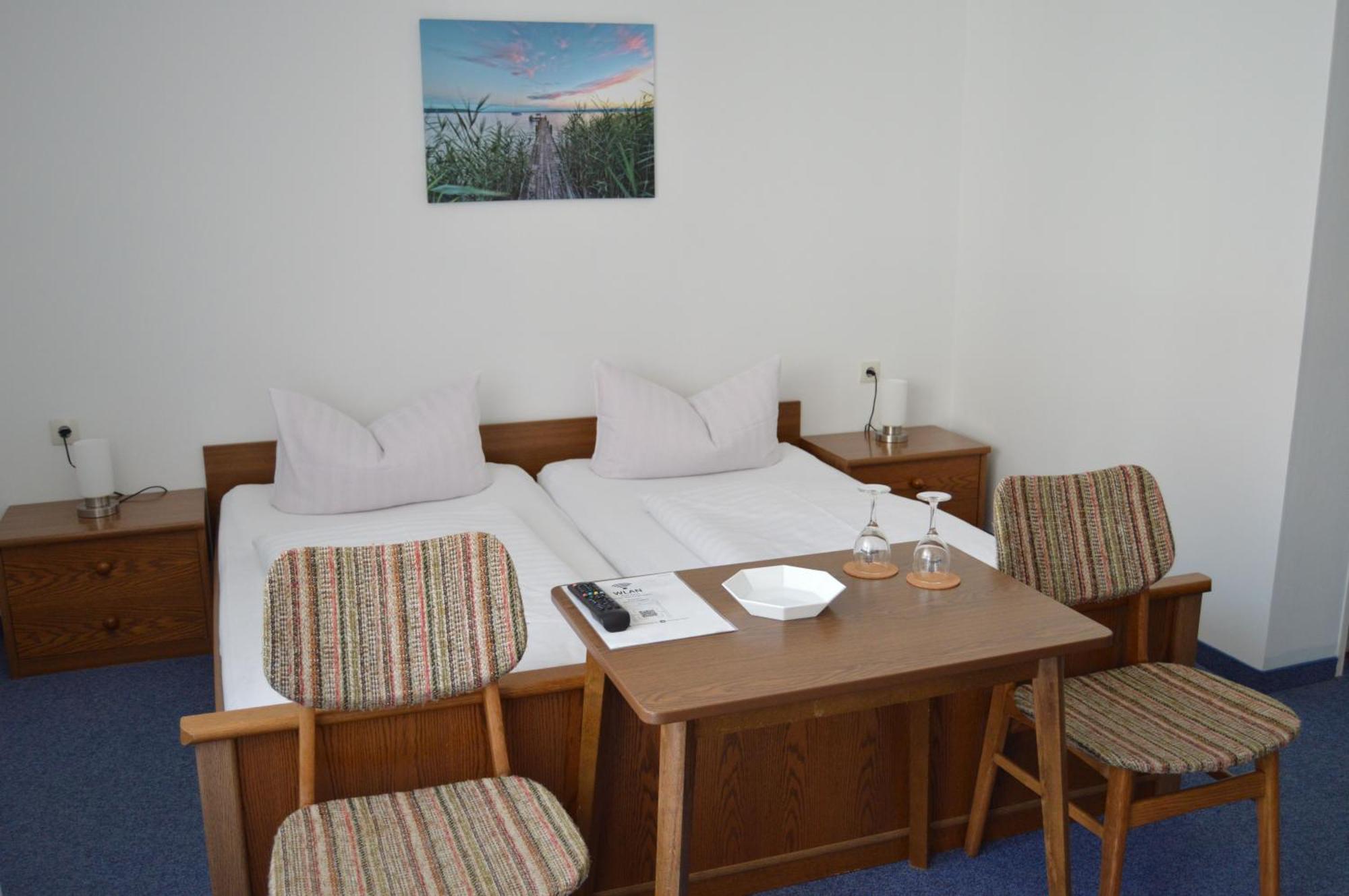 Gasthof-Pension Fraenkische Schweiz Obertrubach Luaran gambar
